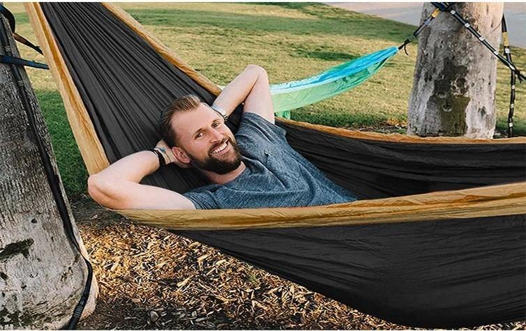 Hengekøye slapper av